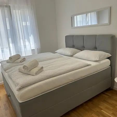 Ana-maria Apartment Pula